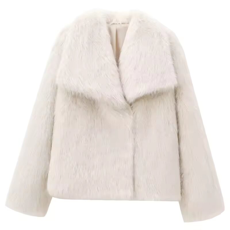 FUR COAT